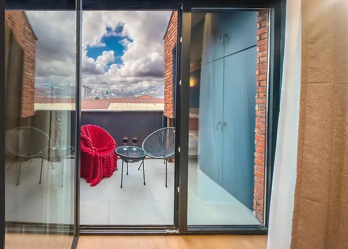 Hb Apartments Moedani